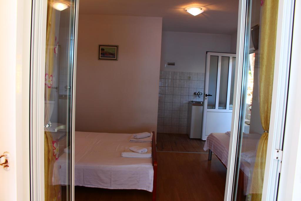 Pension Tamaris Sveta Nedelja  Exterior photo
